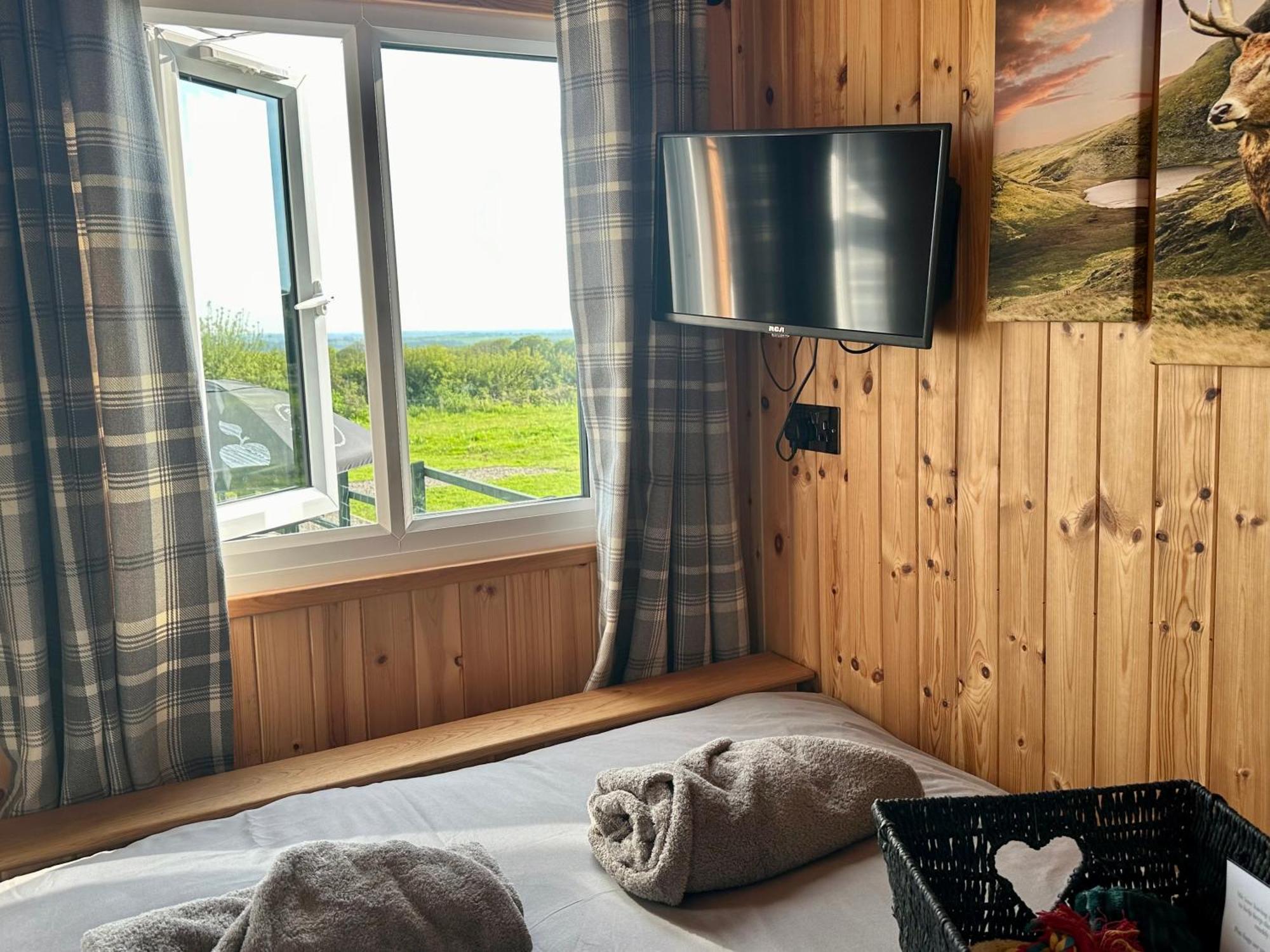 Stags Hide Hotel Minwear Ngoại thất bức ảnh